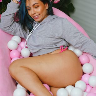 Model - Sofia Jimenez latina