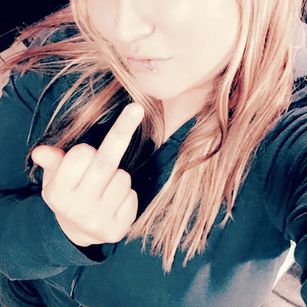 Model - Cassandra Calogera 8