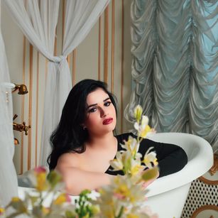 Model - Goddess_Kristi mistress