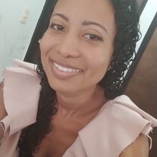 Model - LorenzaDuraznos colombiana