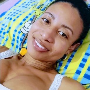 Model - LorenzaDuraznos colombian