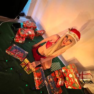 Model - Wildlyoon pussy