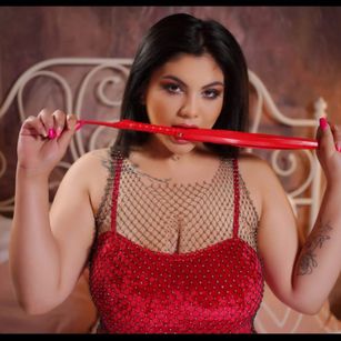 Model - Spicy Carla bigboobs