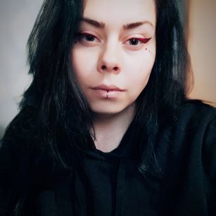 Model - Lamia Nox orgasm