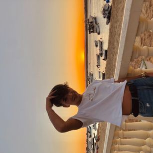 Model - EmiliaXander smart