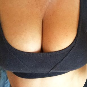 Model - Clea  lingerie