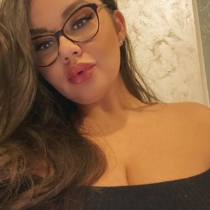 Model - Sascha Blosom roleplay