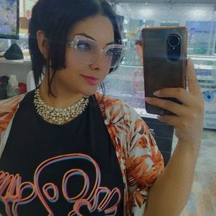 Model - AlejandraFlower bigass