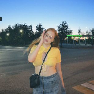 Model - lulu_moons young