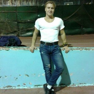 Model - Alexander lonelyman