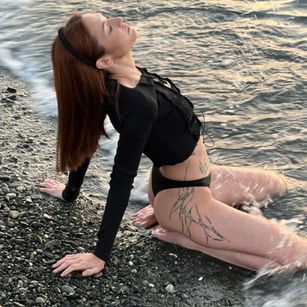 Model - MilanaFire dildo