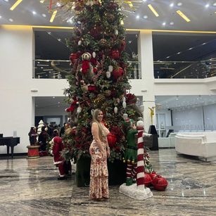 Model - Nina Parker heels