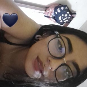 Model - Bellatrix Mia smalltits