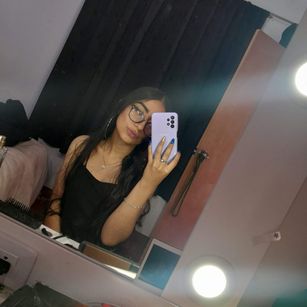 Model - Bellatrix Mia fetish