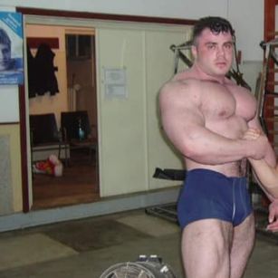 Model - JaxsonDiego oil