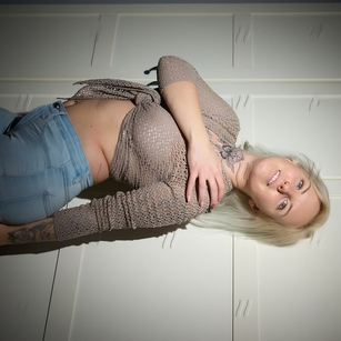 Model - ClaudiaOrtega dildo