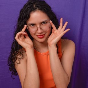 Model - Alaska Blue pussy