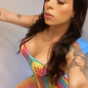 Model - Good_Lunah young