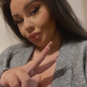 Model - Sascha Blosom stockings