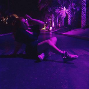 Model - hot fox bigboobs