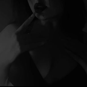 Model - hot fox squirt