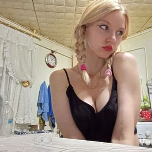 Model - Baila Wood roleplaying