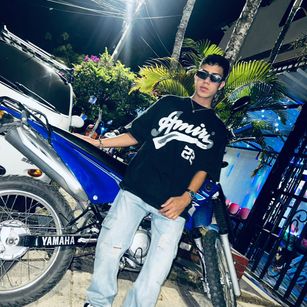 Model - Alan Bigdick