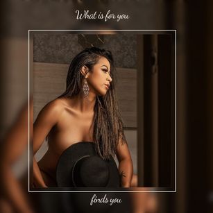 Model - Amaia Rose masturbation