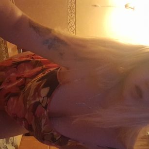 Model - WhiteTery comeback