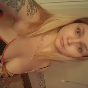 Model - WhiteTery jumping