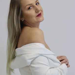 Model - MayaTrainor anal