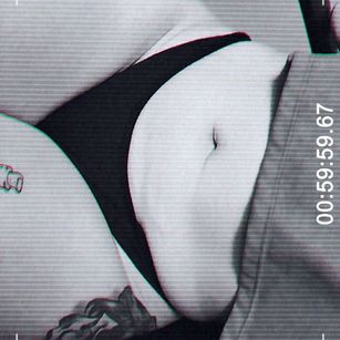 Model - Bunny Sammy smoke