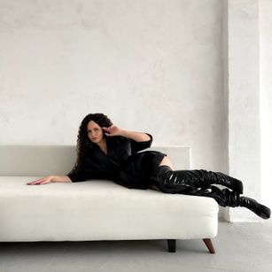 Model - Victoria new