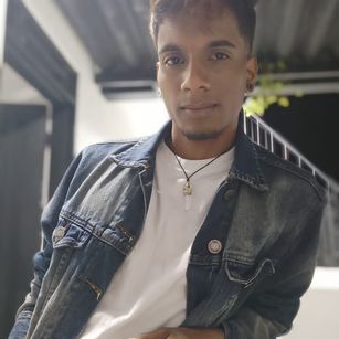 Model - khevin Lpez young