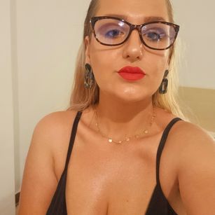 Model - MayaTrainor bdsm