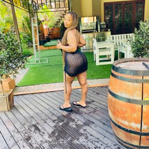 Model - Bustyzii squirt