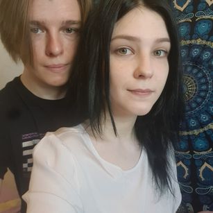 Model - AnnaMax feet