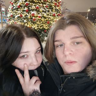 Model - AnnaMax naturaltits