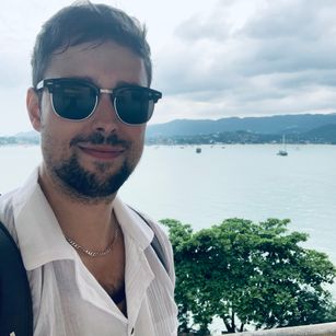 Model - British Dom Dan joi