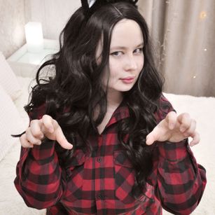 Model - ArielBobs pussy