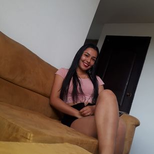 Model - Iris Moira latina