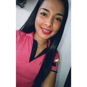 Model - Iris Moira cute