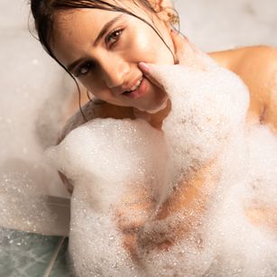 Model - Lucifer latina