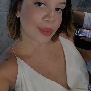 Model - Hanna Williams beautiful