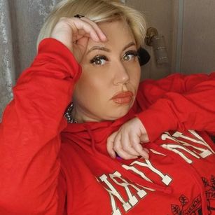 Model - AnnLove life