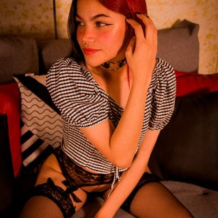 Model - molly evans masturbation