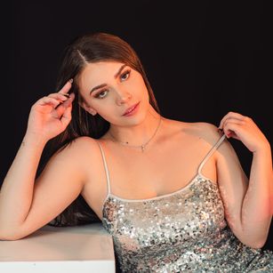 Model - Scarlett Moons sexy