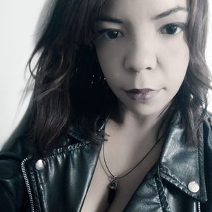 Model - MaryRouse colombian