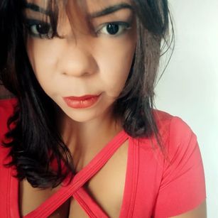 Model - MaryRouse coquette