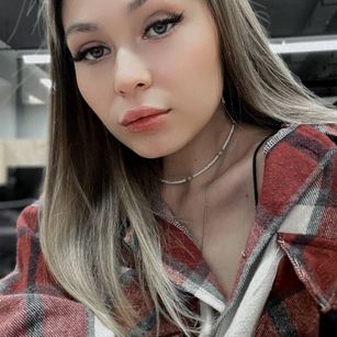 Model - LilysLips fingering